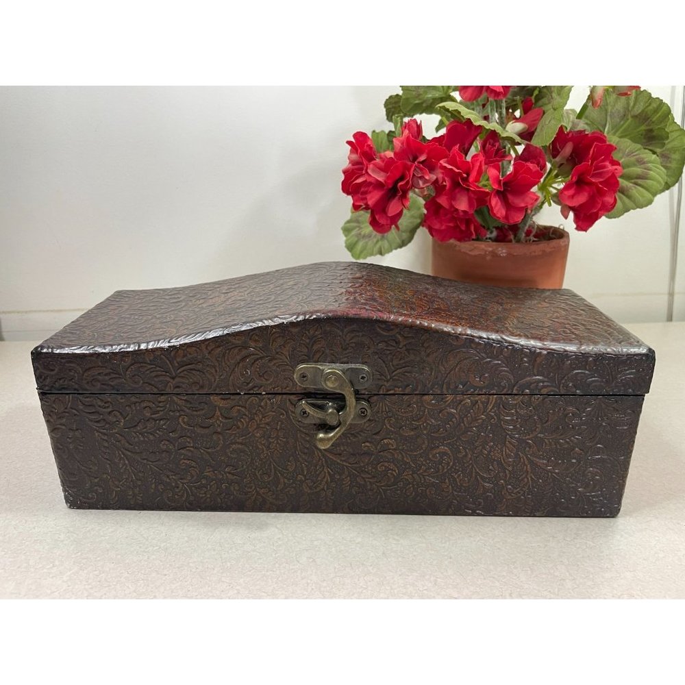 Embossed Leather Look Jewelry Trinket Box Hinged Lid Lined